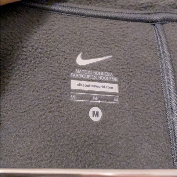 Nike Jacket w/ Zippered Hood - Picture 5 of 5